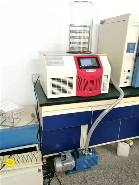 實驗室冷凍干燥機的正確操作流程與日常維護(hù)要點